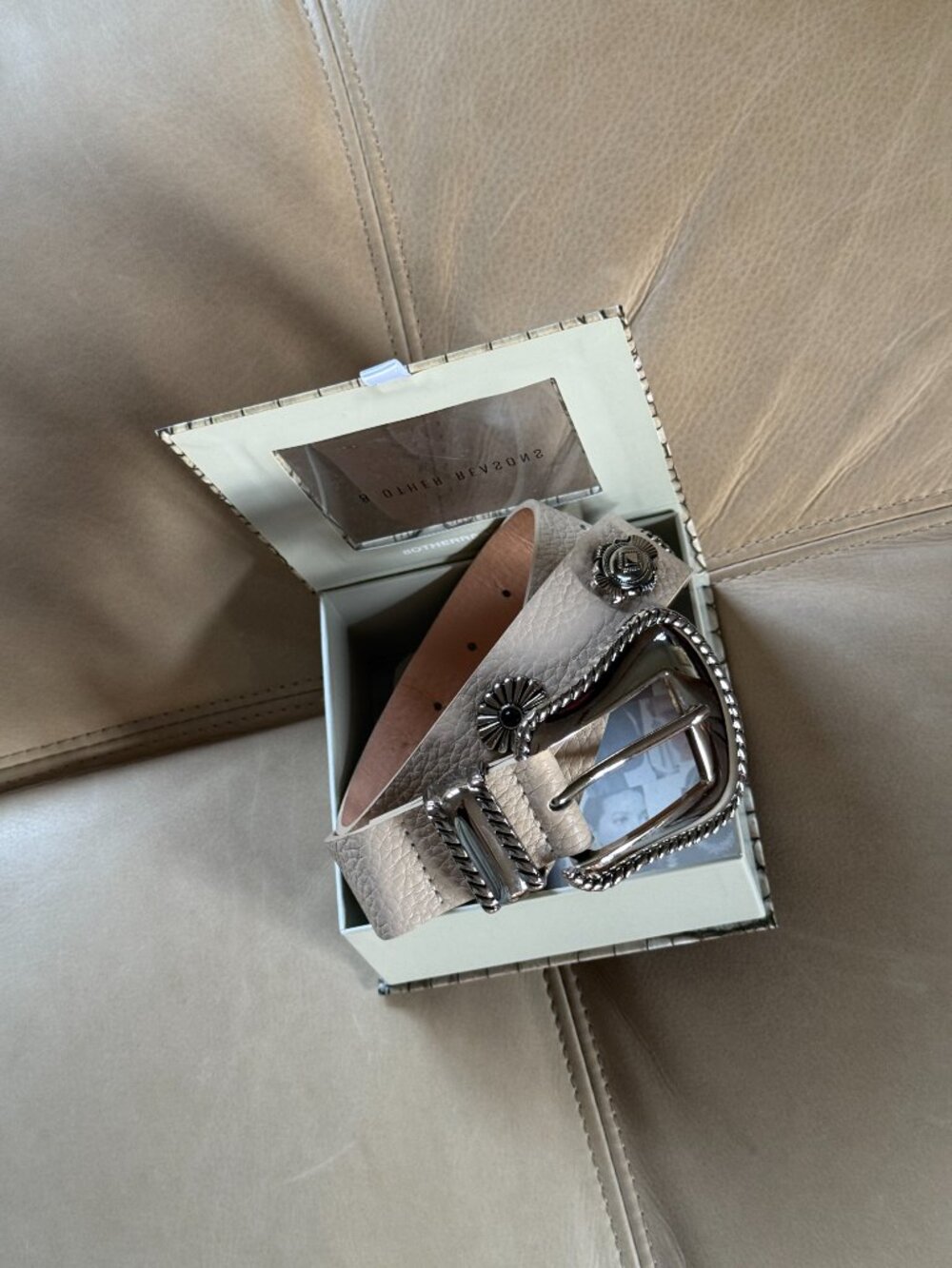 8 Other Reasons LAWLESS LUXE BELT - Picture 3 of 5